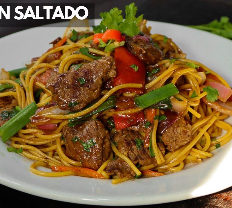 Rico tallarín saltado